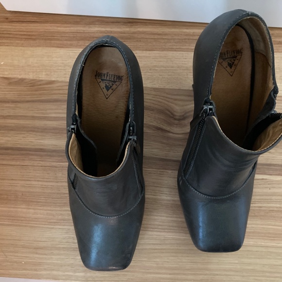 Fluevog Grey Shoes - Picture 5 of 6